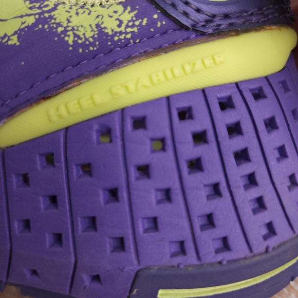 Teva Mountain Games Woman’s Shoe. Size 6 1/2. - Picture 9 of 16